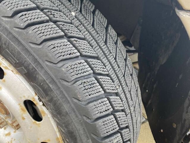 Серый Ровер 214, объемом двигателя 1.4 л и пробегом 300 тыс. км за 1632 $, фото 6 на Automoto.ua