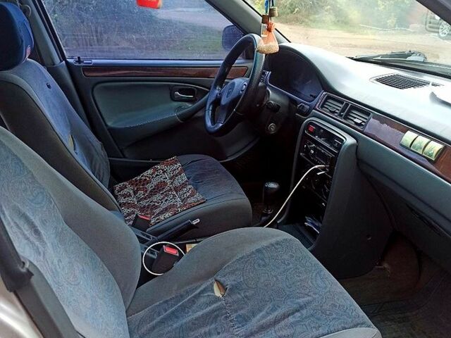 Ровер 400 1998 в Первомайск на Automoto.ua Серый Ровер 400, объемом двигателя 1.4 л и пробегом 471 тыс. км за 2000 $, фото 8 на Automoto.ua