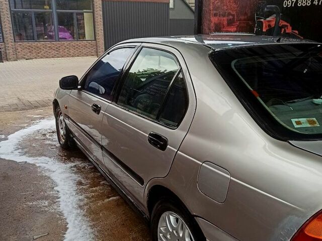 Ровер 400 1998 в Первомайск на Automoto.ua Серый Ровер 400, объемом двигателя 1.4 л и пробегом 471 тыс. км за 2000 $, фото 9 на Automoto.ua