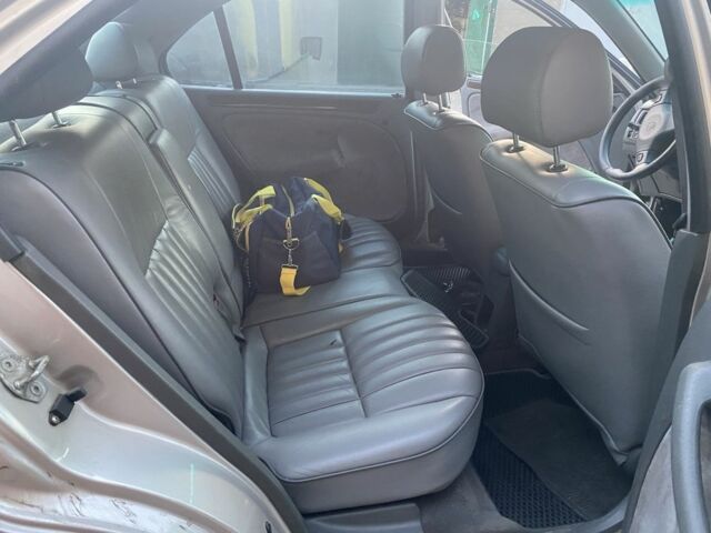 Серый Ровер 420, объемом двигателя 2 л и пробегом 250 тыс. км за 2300 $, фото 6 на Automoto.ua