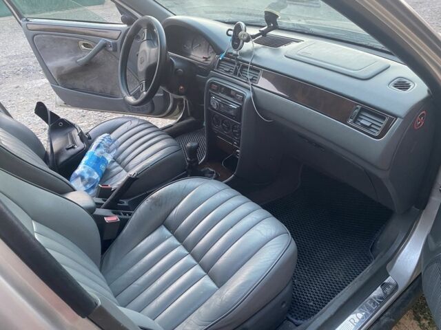 Серый Ровер 420, объемом двигателя 2 л и пробегом 250 тыс. км за 2300 $, фото 5 на Automoto.ua