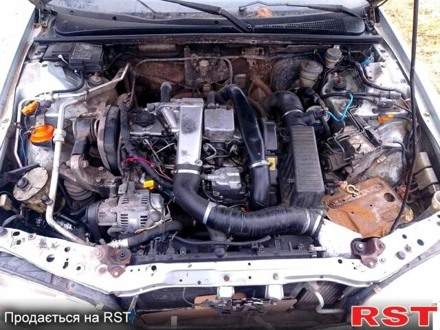 Серый Ровер 600, объемом двигателя 2 л и пробегом 200 тыс. км за 600 $, фото 2 на Automoto.ua