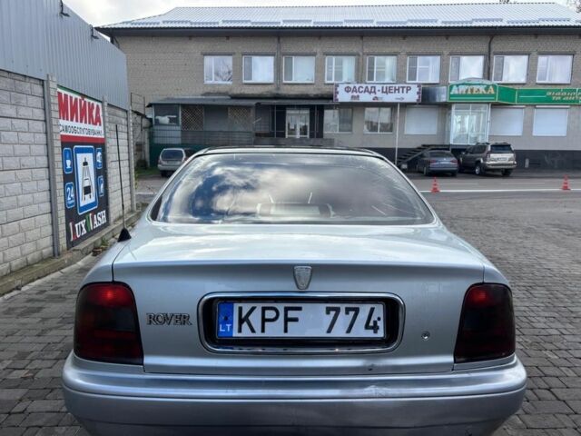 Серый Ровер 620, объемом двигателя 2 л и пробегом 250 тыс. км за 1380 $, фото 4 на Automoto.ua