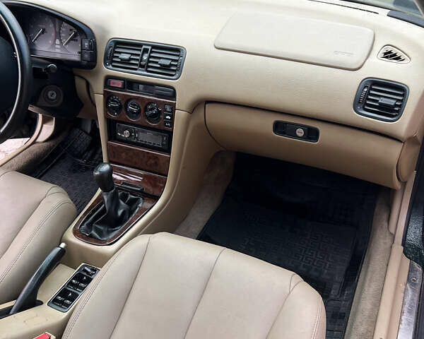 Ровер 620 1995 в Чернигове на Automoto.ua Зеленый Ровер 620, объемом двигателя 2 л и пробегом 412 тыс. км за 1599 $, фото 21 на Automoto.ua