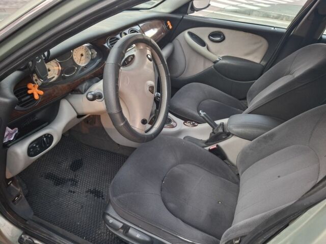 Бежевый Ровер 75, объемом двигателя 2 л и пробегом 193 тыс. км за 2616 $, фото 6 на Automoto.ua