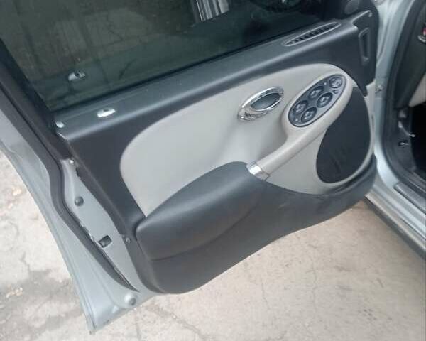 Сірий Ровер 75, об'ємом двигуна 2 л та пробігом 230 тис. км за 2750 $, фото 15 на Automoto.ua