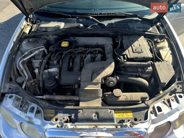 Ровер 75 1999 в Черновцах на Automoto.ua Серый Ровер 75, объемом двигателя 1.95 л и пробегом 399 тыс. км за 3100 $, фото 14 на Automoto.ua