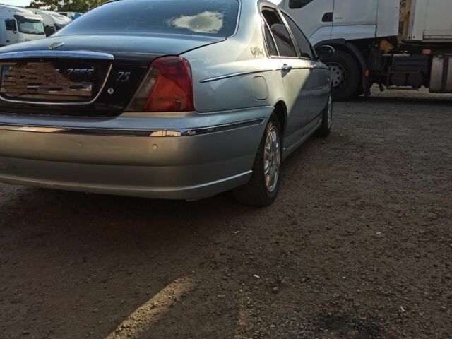 Серый Ровер 75, объемом двигателя 2 л и пробегом 33 тыс. км за 2608 $, фото 1 на Automoto.ua