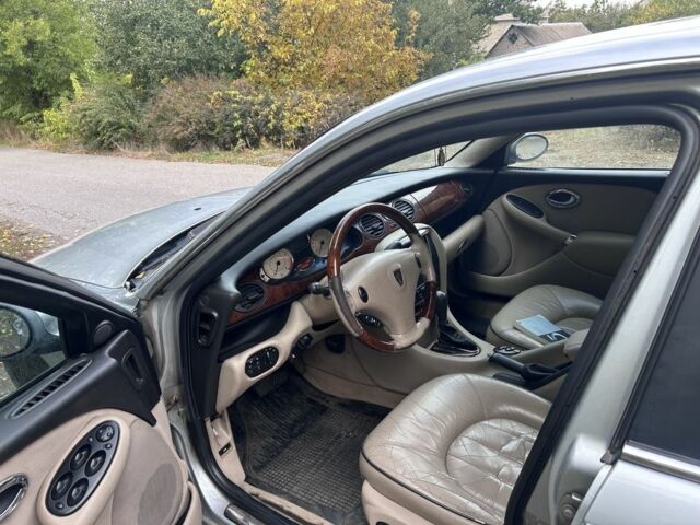 Серый Ровер 75, объемом двигателя 1.8 л и пробегом 258 тыс. км за 2500 $, фото 4 на Automoto.ua