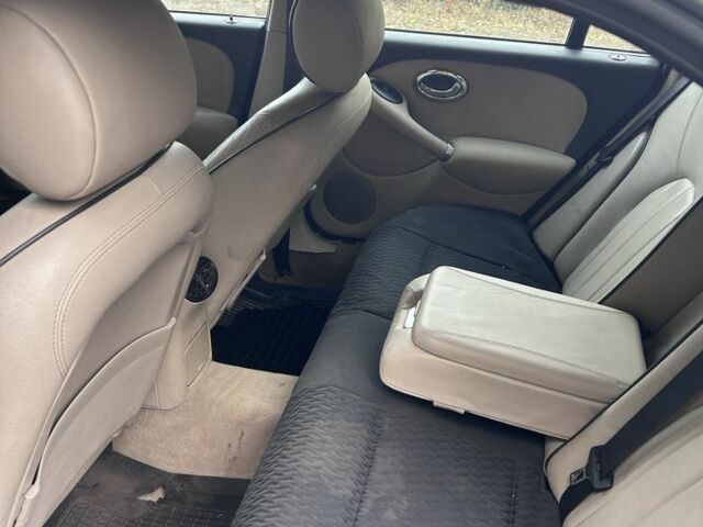 Серый Ровер 75, объемом двигателя 1.8 л и пробегом 258 тыс. км за 2398 $, фото 6 на Automoto.ua