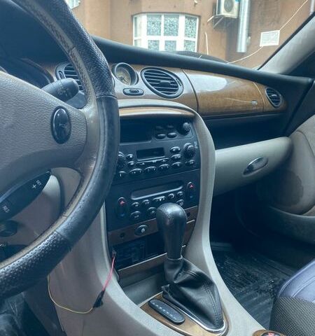 Серый Ровер 75, объемом двигателя 1.95 л и пробегом 353 тыс. км за 2799 $, фото 7 на Automoto.ua