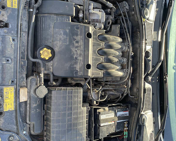 Ровер 75 1999 у Калиновке на Automoto.ua Синій Ровер 75, об'ємом двигуна 2 л та пробігом 235 тис. км за 3200 $, фото 7 на Automoto.ua