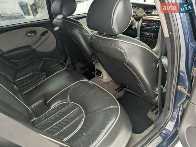 Синий Ровер 75, объемом двигателя 2 л и пробегом 300 тыс. км за 2999 $, фото 35 на Automoto.ua