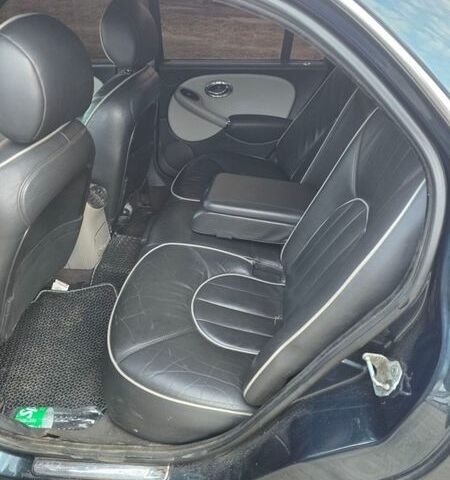 Синій Ровер 75, об'ємом двигуна 1.8 л та пробігом 250 тис. км за 2300 $, фото 5 на Automoto.ua