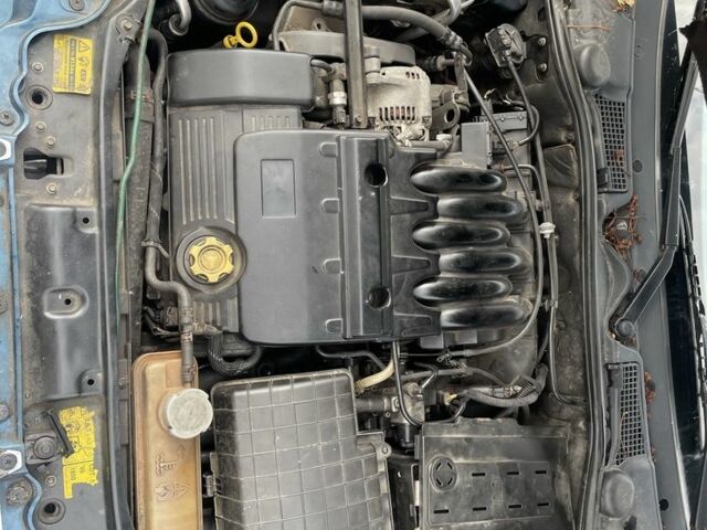Синій Ровер 75, об'ємом двигуна 2 л та пробігом 240 тис. км за 2400 $, фото 6 на Automoto.ua