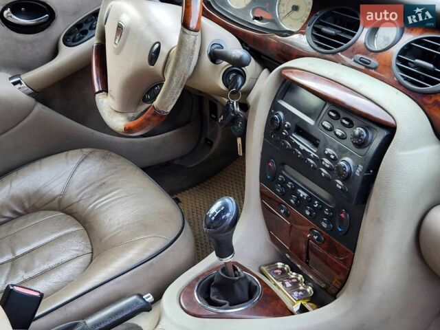 Синій Ровер 75, об'ємом двигуна 1.95 л та пробігом 321 тис. км за 1250 $, фото 9 на Automoto.ua