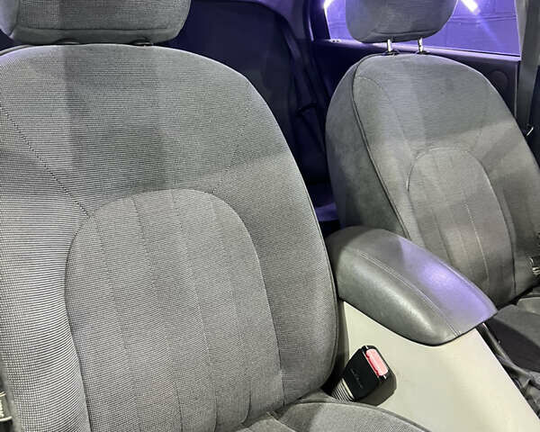 Синій Ровер 75, об'ємом двигуна 1.8 л та пробігом 260 тис. км за 3900 $, фото 55 на Automoto.ua