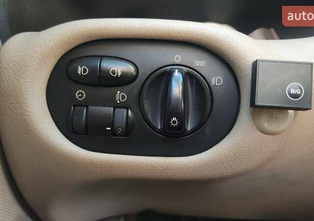 Зеленый Ровер 75, объемом двигателя 1.8 л и пробегом 222 тыс. км за 3800 $, фото 13 на Automoto.ua