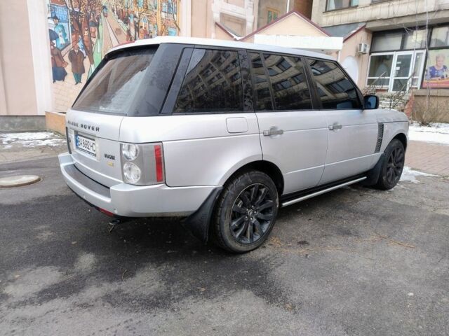 Сірий Ровер Land Rover, об'ємом двигуна 4.4 л та пробігом 233 тис. км за 9495 $, фото 9 на Automoto.ua