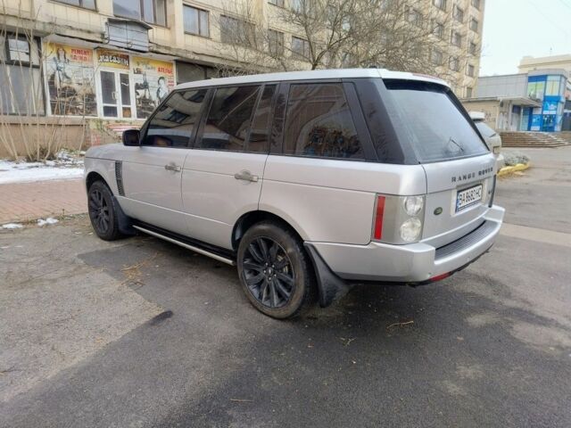Сірий Ровер Land Rover, об'ємом двигуна 4.4 л та пробігом 233 тис. км за 9495 $, фото 4 на Automoto.ua