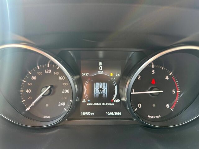 Черный Ровер Рендж Ровер, объемом двигателя 2 л и пробегом 140 тыс. км за 16929 $, фото 7 на Automoto.ua