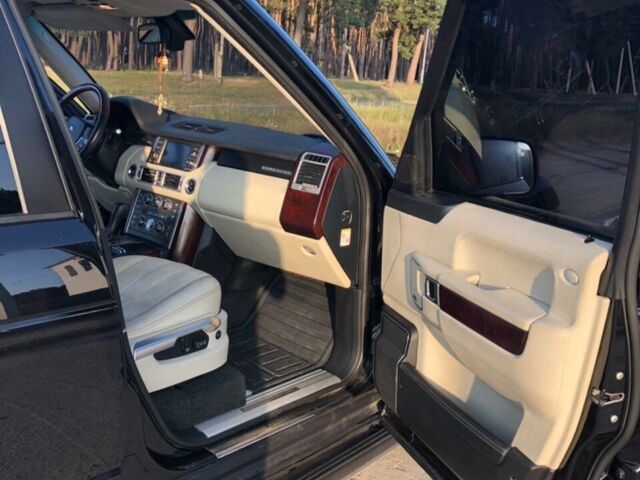 Чорний Ровер Range Rover, об'ємом двигуна 5 л та пробігом 140 тис. км за 27000 $, фото 5 на Automoto.ua