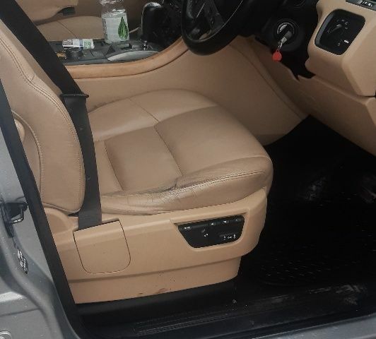 Серый Ровер Рендж Ровер, объемом двигателя 2.7 л и пробегом 128 тыс. км за 44065 $, фото 3 на Automoto.ua