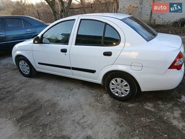 Белый САЙПА Тиба, объемом двигателя 1.5 л и пробегом 83 тыс. км за 2700 $, фото 3 на Automoto.ua