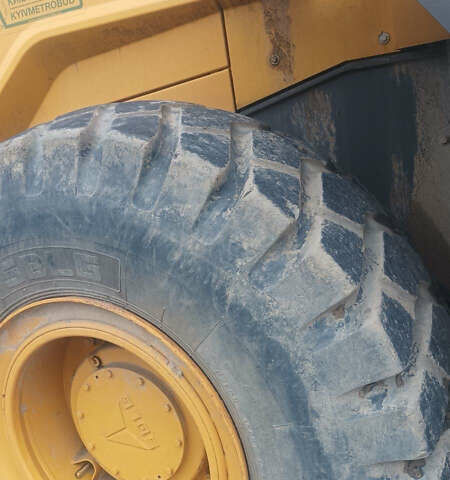 Желтый SDLG L 956FH, объемом двигателя 0 л и пробегом 2 тыс. км за 49999 $, фото 2 на Automoto.ua