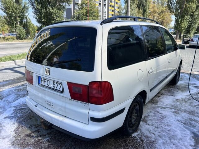 Білий Сеат Альхамбра, об'ємом двигуна 1.9 л та пробігом 400 тис. км за 2000 $, фото 3 на Automoto.ua