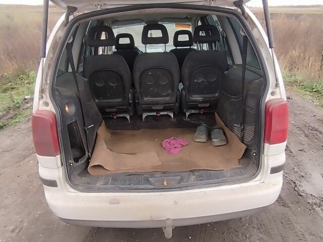 Білий Сеат Альхамбра, об'ємом двигуна 1.9 л та пробігом 441 тис. км за 1650 $, фото 4 на Automoto.ua