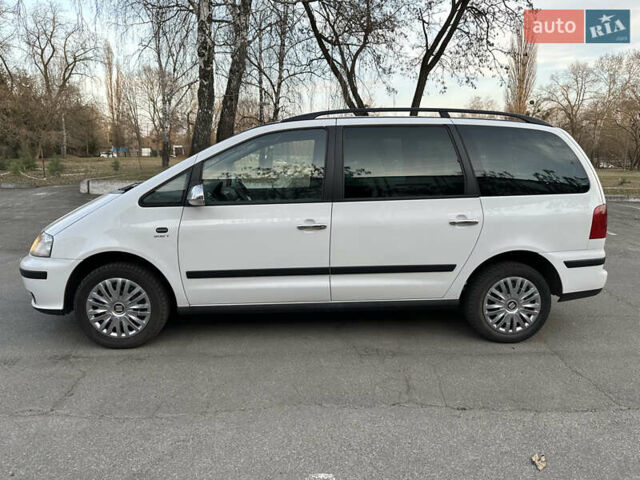 Білий Сеат Альхамбра, об'ємом двигуна 1.8 л та пробігом 320 тис. км за 6500 $, фото 3 на Automoto.ua