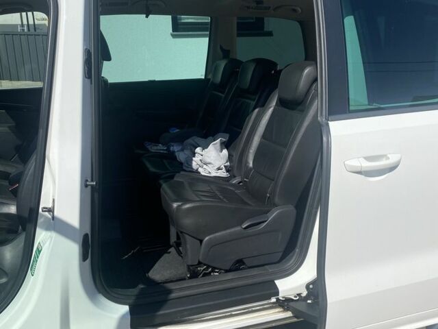 Сеат Альхамбра 2012 у Чернівцях на Automoto.ua Білий Сеат Альхамбра, об'ємом двигуна 2 л та пробігом 435 тис. км за 12341 $, фото 4 на Automoto.ua