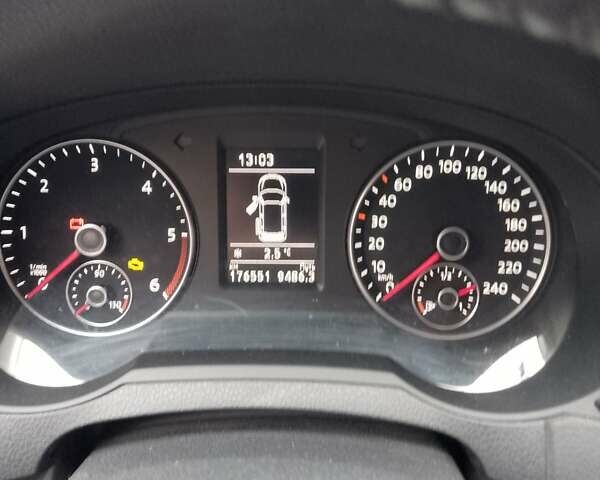 Белый Сеат Альхамбра, объемом двигателя 1.97 л и пробегом 176 тыс. км за 14700 $, фото 16 на Automoto.ua