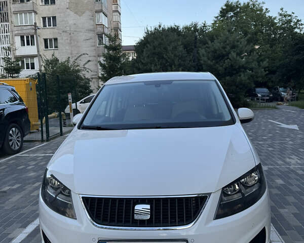 Белый Сеат Альхамбра, объемом двигателя 1.97 л и пробегом 238 тыс. км за 12300 $, фото 6 на Automoto.ua