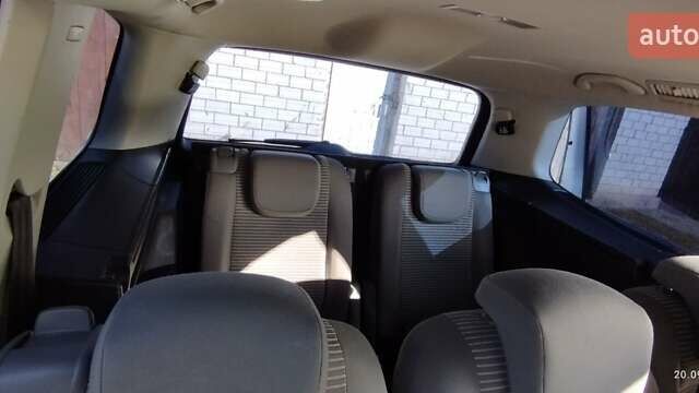 Білий Сеат Альхамбра, об'ємом двигуна 1.97 л та пробігом 350 тис. км за 14000 $, фото 18 на Automoto.ua