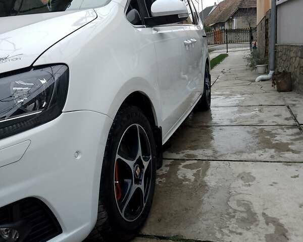 Белый Сеат Альхамбра, объемом двигателя 1.97 л и пробегом 176 тыс. км за 14700 $, фото 2 на Automoto.ua