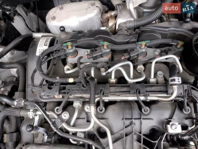 Белый Сеат Альхамбра, объемом двигателя 1.97 л и пробегом 176 тыс. км за 14700 $, фото 25 на Automoto.ua