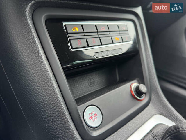 Белый Сеат Альхамбра, объемом двигателя 2 л и пробегом 250 тыс. км за 16350 $, фото 62 на Automoto.ua