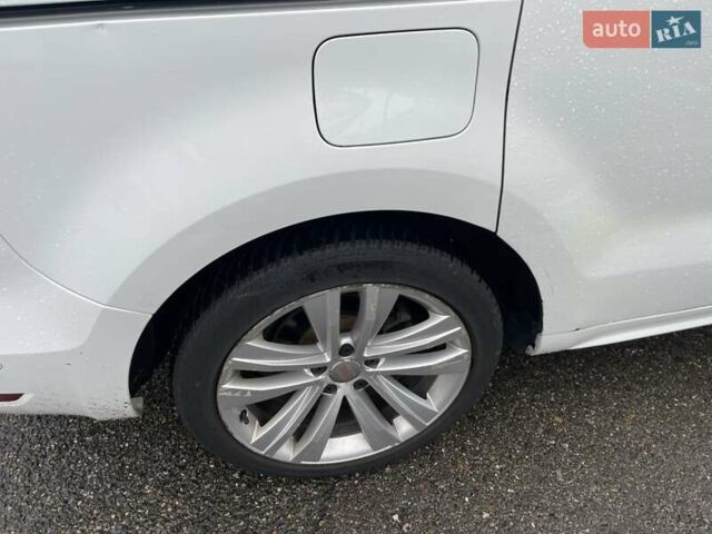 Білий Сеат Альхамбра, об'ємом двигуна 1.97 л та пробігом 72 тис. км за 19999 $, фото 4 на Automoto.ua