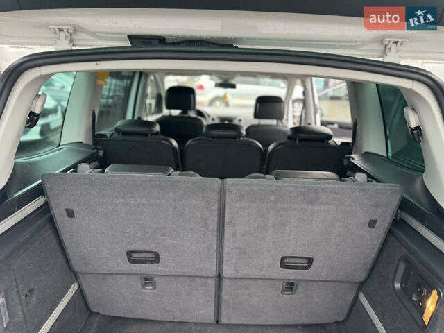 Белый Сеат Альхамбра, объемом двигателя 2 л и пробегом 250 тыс. км за 16350 $, фото 44 на Automoto.ua