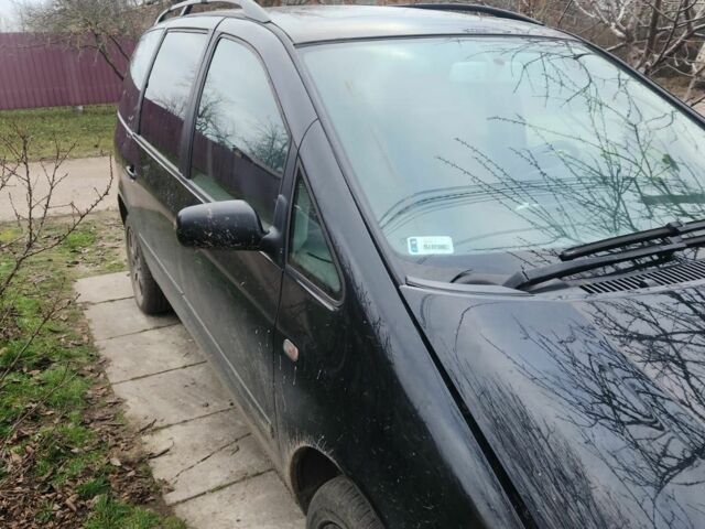 Черный Сеат Альхамбра, объемом двигателя 1.9 л и пробегом 250 тыс. км за 2849 $, фото 1 на Automoto.ua