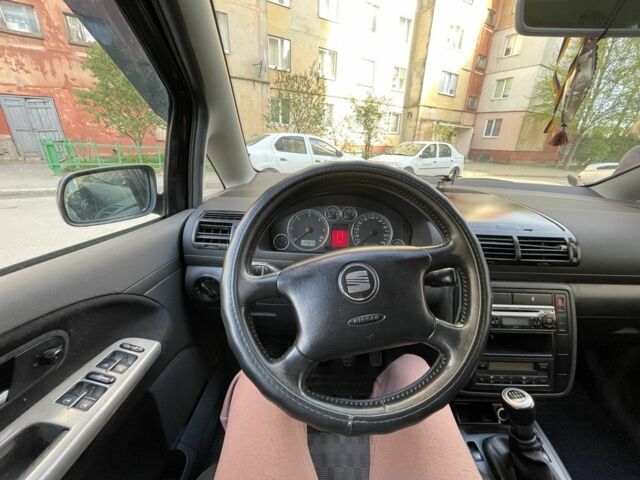 Чорний Сеат Альхамбра, об'ємом двигуна 1.9 л та пробігом 386 тис. км за 4300 $, фото 4 на Automoto.ua