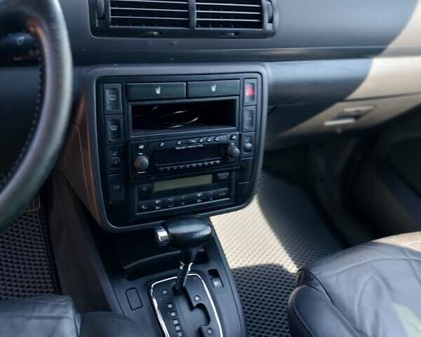 Черный Сеат Альхамбра, объемом двигателя 2.8 л и пробегом 229 тыс. км за 4300 $, фото 21 на Automoto.ua