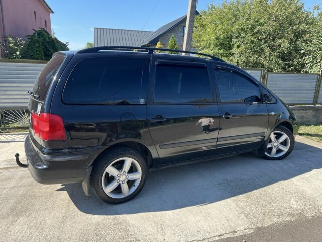 Сеат Альхамбра 2002 в Ужгороде на Automoto.ua Черный Сеат Альхамбра, объемом двигателя 1.9 л и пробегом 600 тыс. км за 5000 $, фото 3 на Automoto.ua