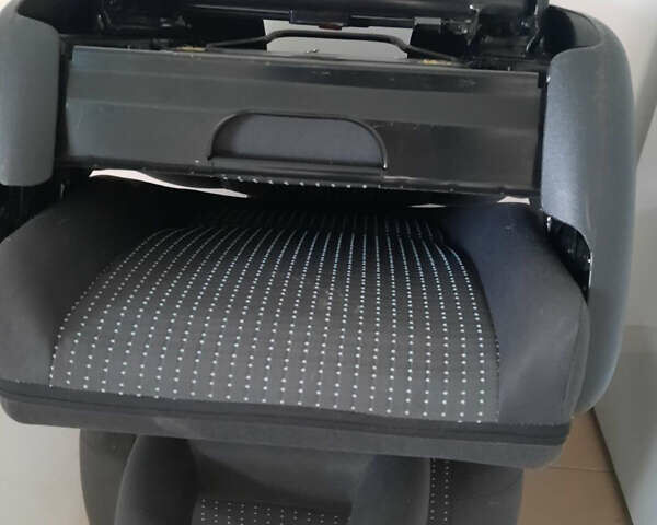 Черный Сеат Альхамбра, объемом двигателя 2 л и пробегом 224 тыс. км за 6700 $, фото 18 на Automoto.ua