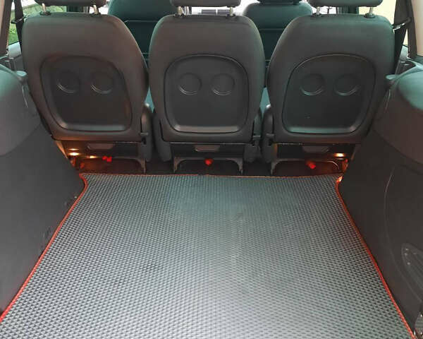 Черный Сеат Альхамбра, объемом двигателя 2 л и пробегом 224 тыс. км за 6700 $, фото 19 на Automoto.ua