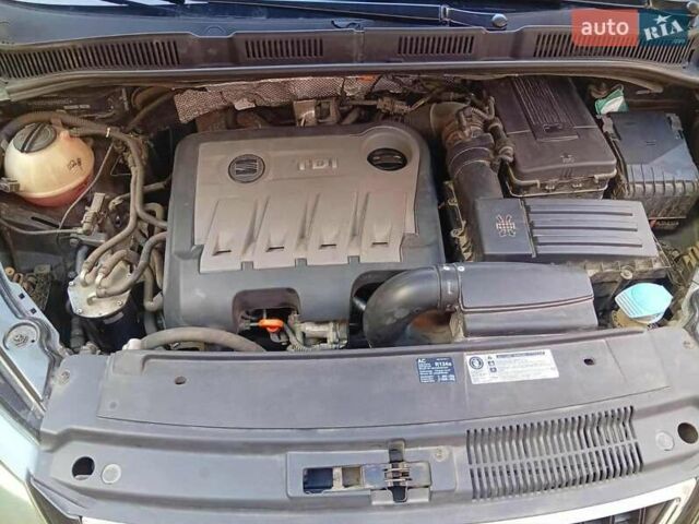 Черный Сеат Альхамбра, объемом двигателя 1.97 л и пробегом 270 тыс. км за 10300 $, фото 14 на Automoto.ua