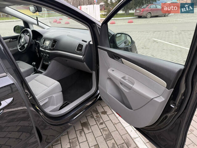 Чорний Сеат Альхамбра, об'ємом двигуна 2 л та пробігом 193 тис. км за 13399 $, фото 33 на Automoto.ua