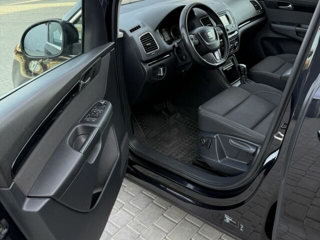 Черный Сеат Альхамбра, объемом двигателя 2 л и пробегом 440 тыс. км за 13200 $, фото 6 на Automoto.ua